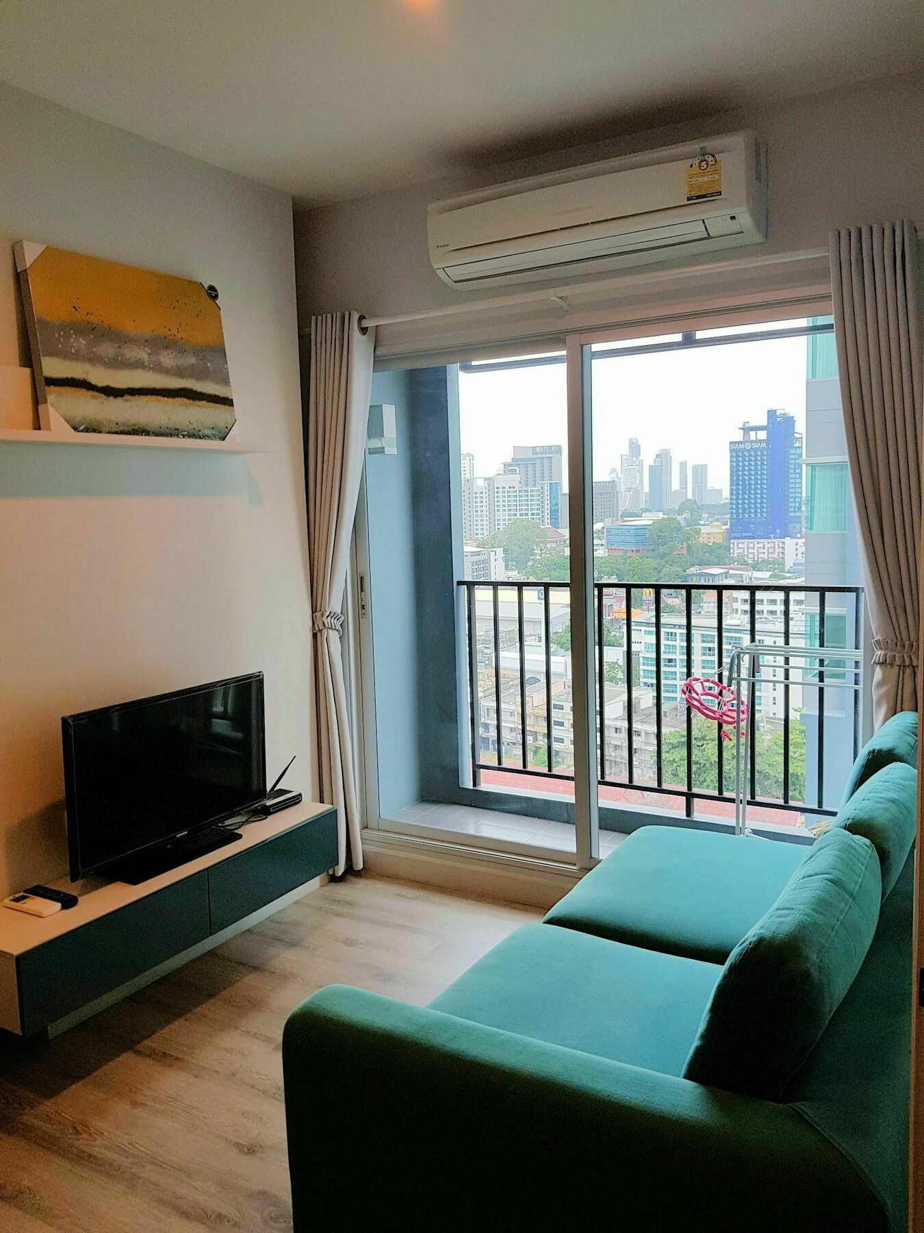1br Centric Sea 115 With Infinity Pool 3* Pattaya