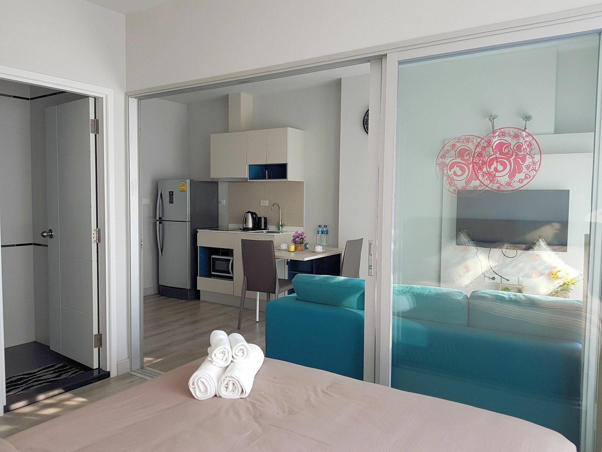 1br Centric Sea 115 With Infinity Pool Pattaya