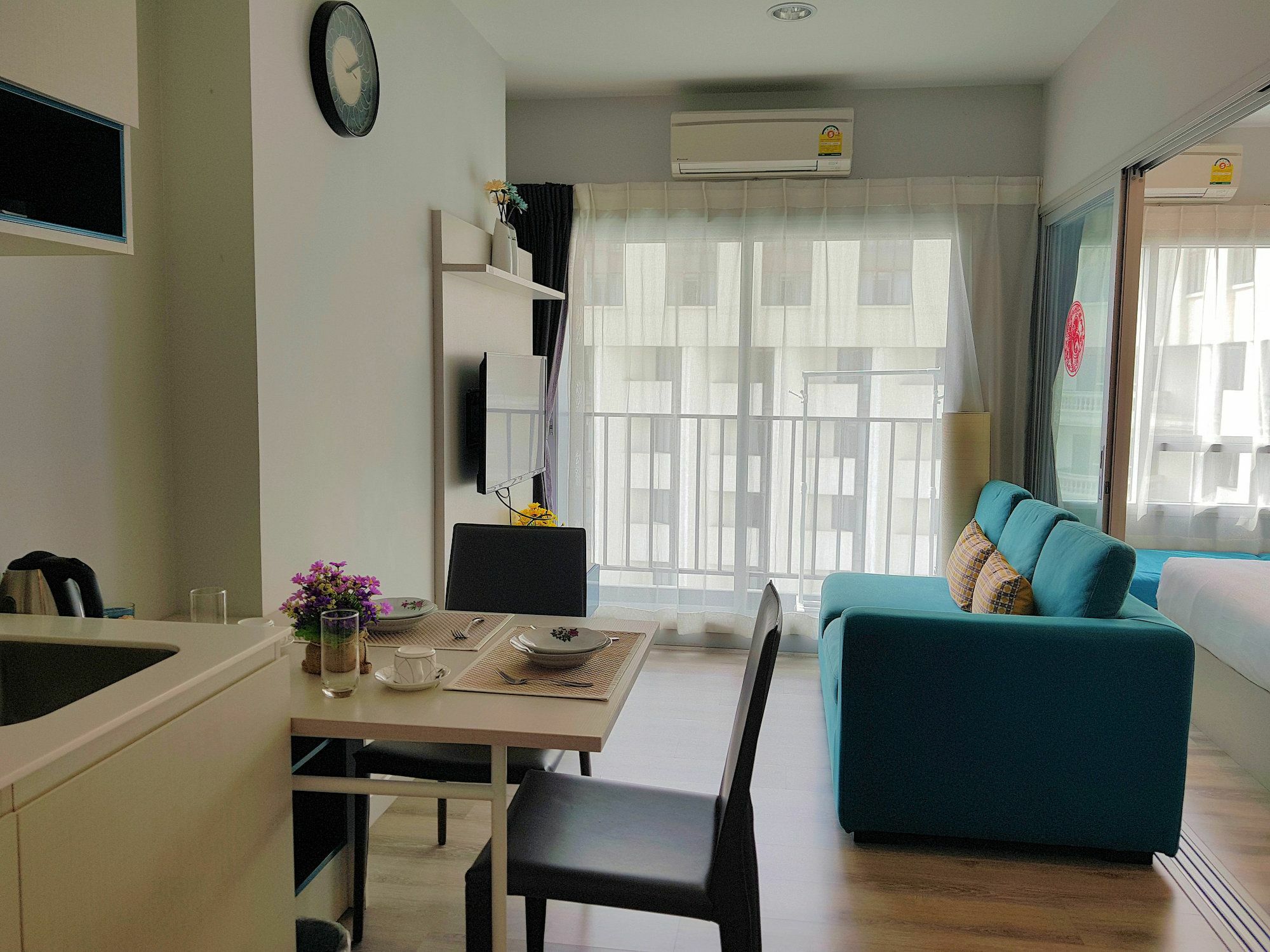 1br Centric Sea 115 With Infinity Pool 3* Pattaya